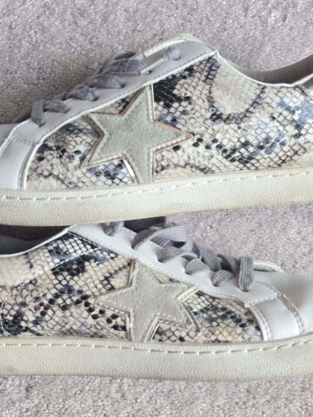 Womens Snake-Print Star Accent Sneakers in Beige